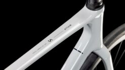 Cube Attain C:62 SLX cotton´n´grey